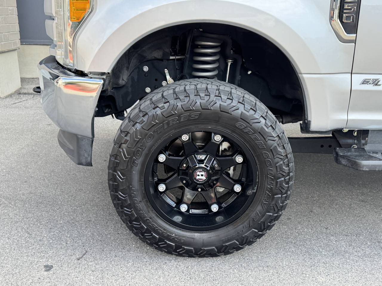 Used 2017 Ford F250 XLT AWD/4WD image 12