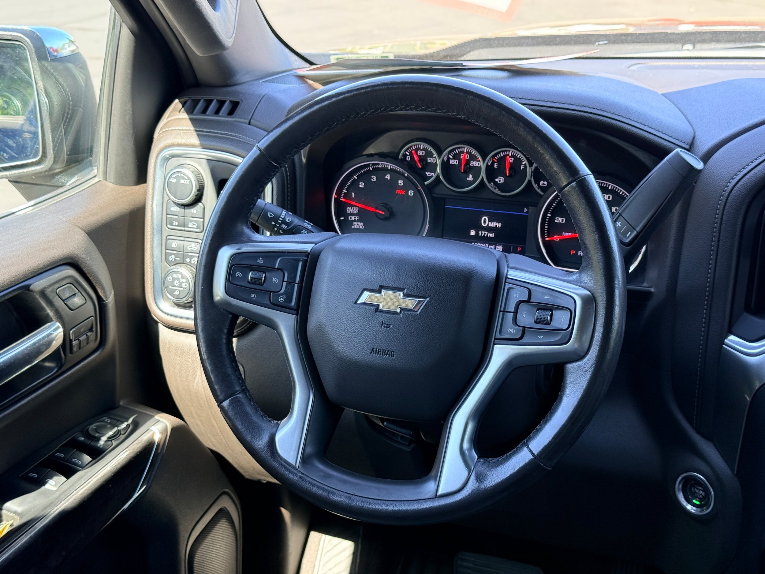 Used 2020 Chevrolet Silverado 1500 LTZ w/ LTZ Plus Package AWD/4WD image 18