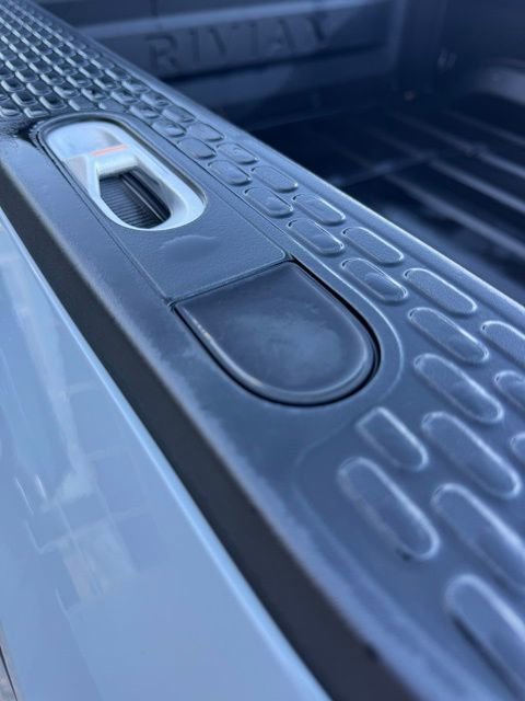 Used 2022 Rivian R1T Launch Edition image 27