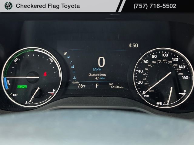 Used 2023 Toyota Sienna Limited image 12