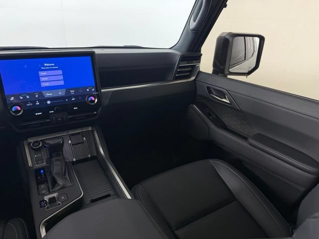 Used 2024 Lexus GX 550 w/ Accessory Package (Z1) AWD/4WD image 35