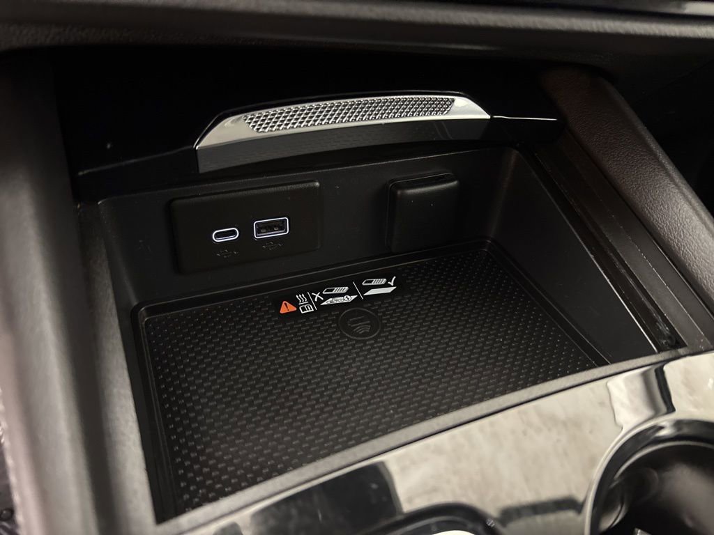 Used 2025 Buick Envision Preferred image 36