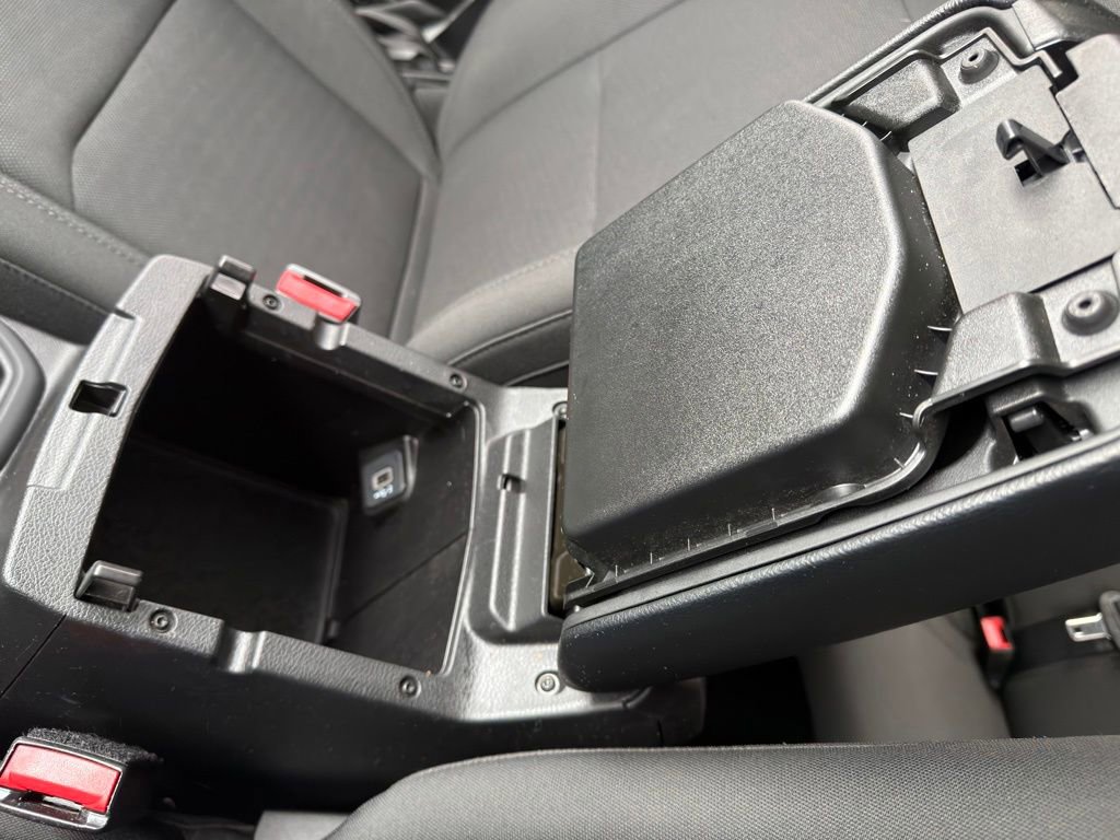 Used 2022 Jeep Wrangler Unlimited Sport image 37