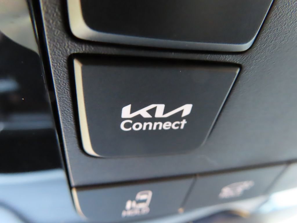 New 2026 Kia Carnival EX FWD image 13