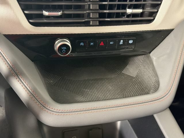 Used 2026 Ford Explorer Active w/ Active Comfort Package RWD image 9