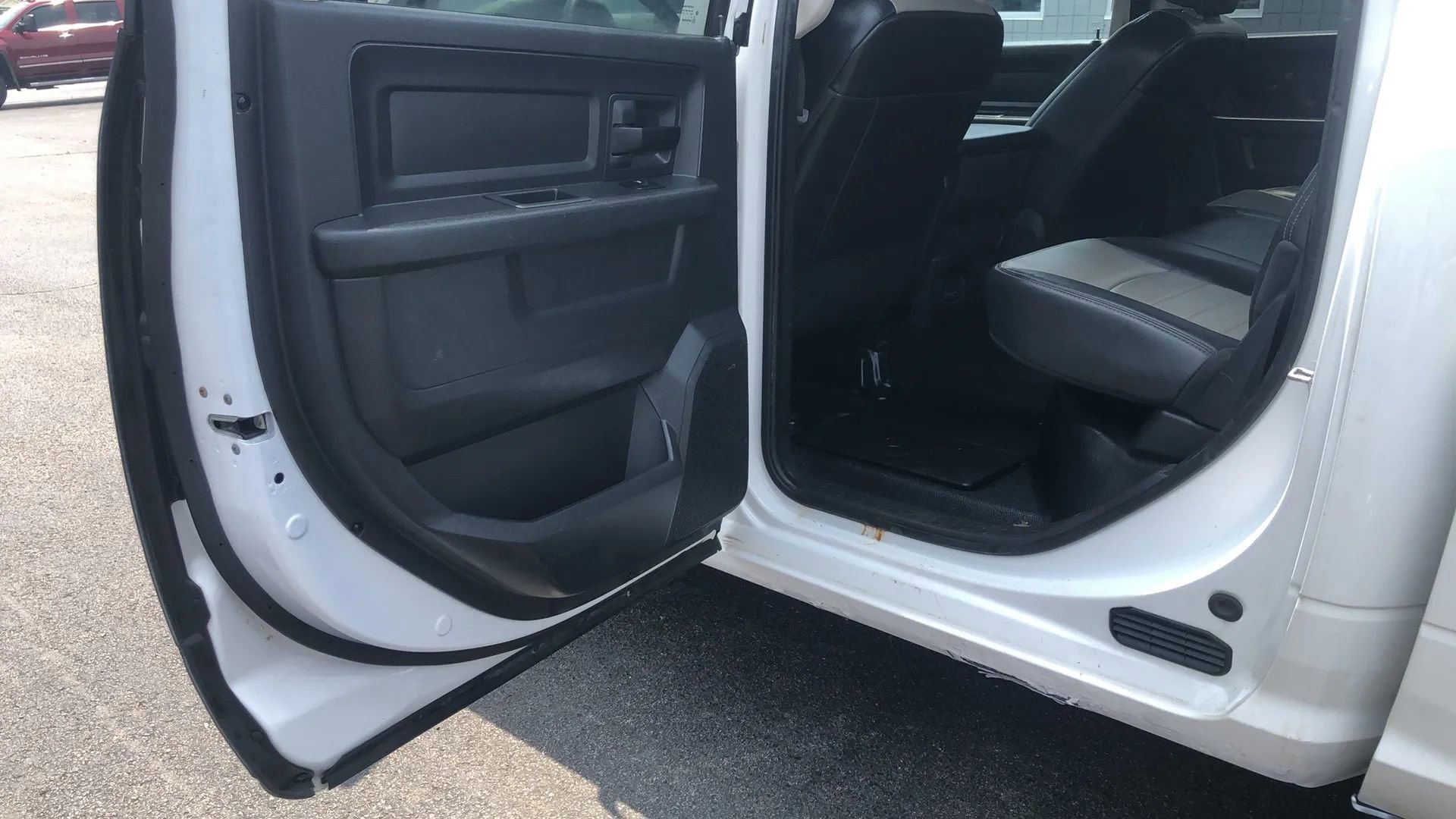 Used 2012 RAM 1500 Tradesman w/ Trailer Brake Control Group image 15