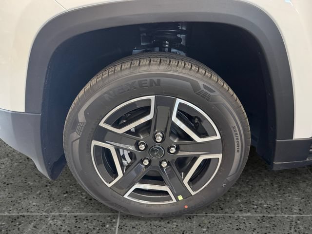 New 2026 Jeep Cherokee Laredo AWD/4WD image 28