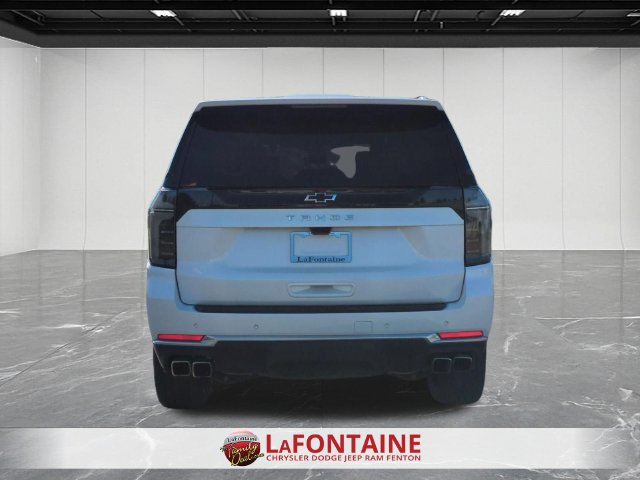 Used 2025 Chevrolet Tahoe High Country AWD/4WD image 4