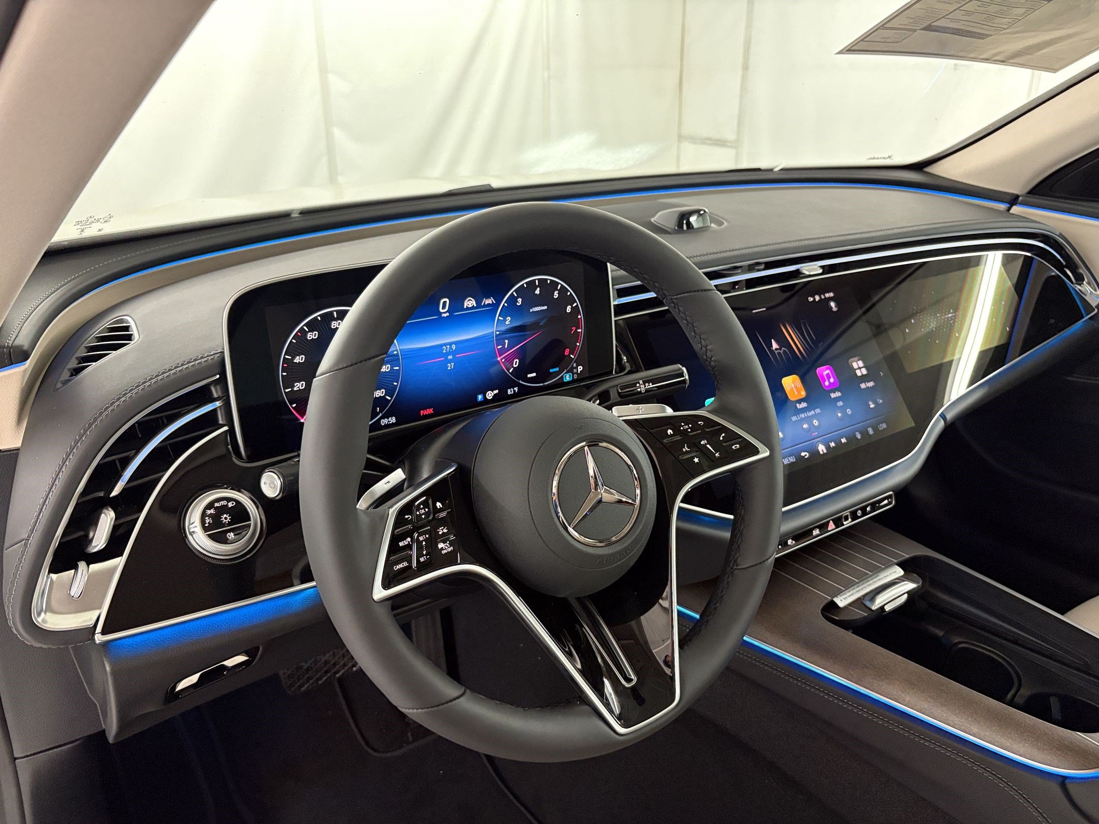New 2027 Mercedes-Benz E 450 4MATIC Sedan image 4