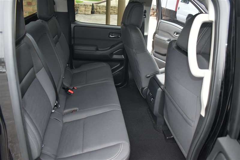 Used 2023 Nissan Frontier SV w/ SV Convenience Package AWD/4WD image 26