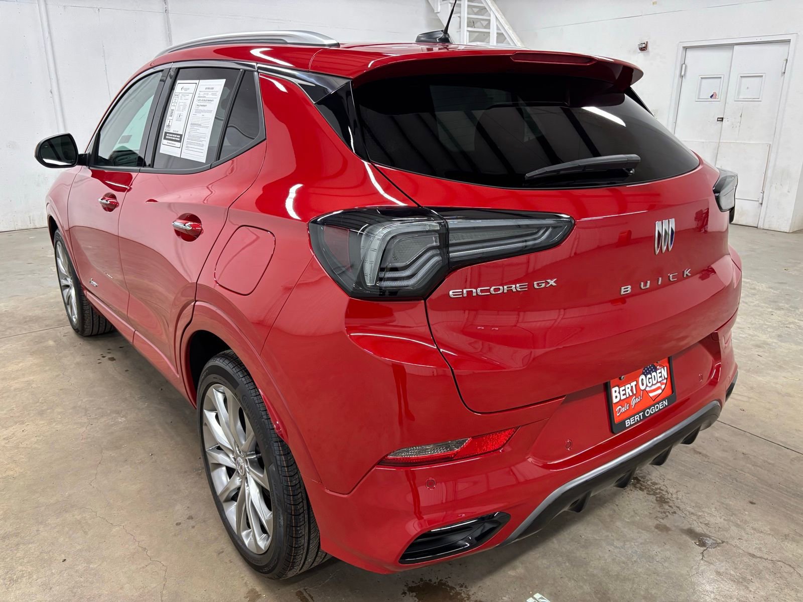 Used 2026 Buick Encore GX Avenir w/ Avenir Convenience Package FWD image 5