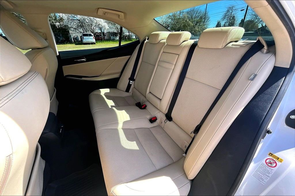 Used 2016 Lexus IS 300 AWD w/ Navigation System Package image 21