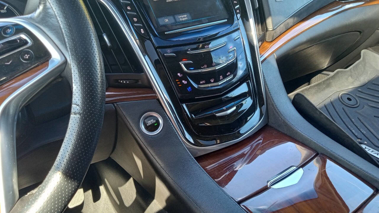 Used 2019 Cadillac Escalade Luxury image 15