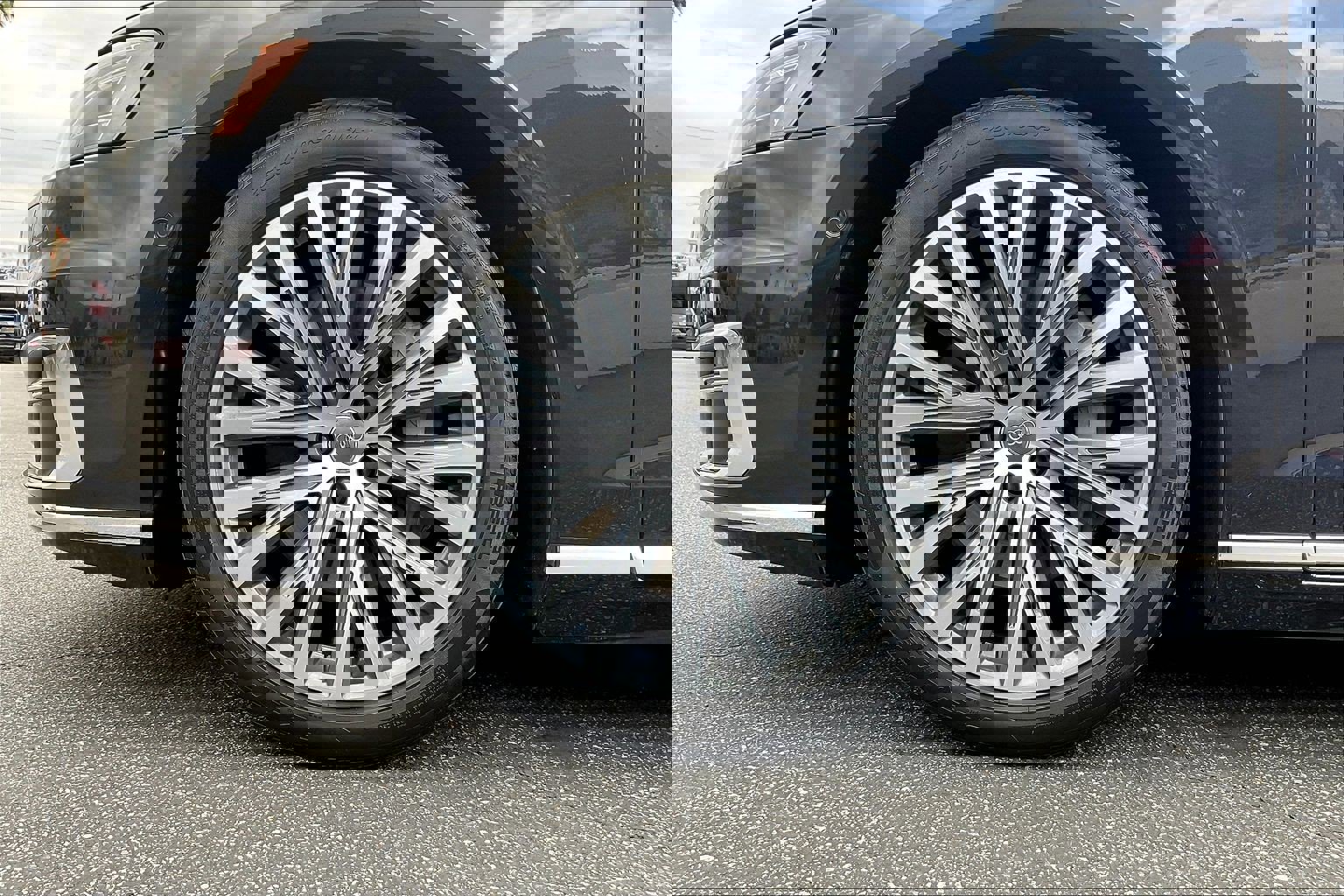 Used 2019 Audi A8 L 3.0T w/ Executive Package image 10