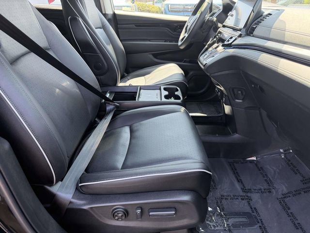 Used 2026 Honda Odyssey Elite image 7