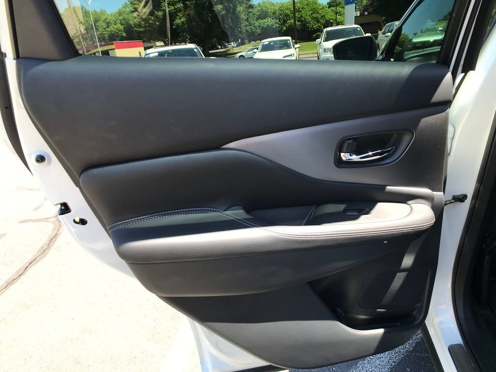 Used 2024 Nissan Murano SV w/ SV Midnight Edition Package AWD/4WD image 24