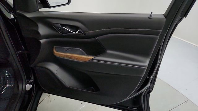 Used 2023 GMC Acadia SLE w/ Driver Convenience Package image 21