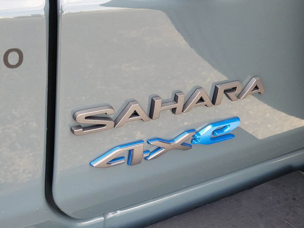 Certified 2025 Jeep Wrangler Unlimited Sahara w/ Safety Group AWD/4WD image 8