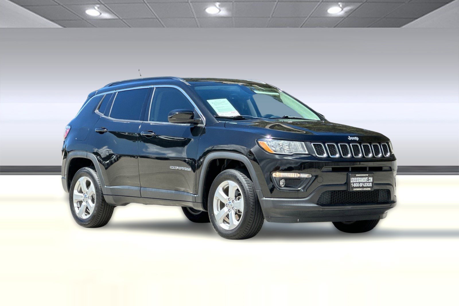 Used 2018 Jeep Compass Latitude w/ Popular Equipment Group AWD/4WD image 6