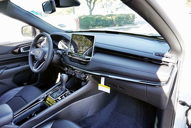 New 2026 Jeep Compass Altitude w/ Quick Order Package 29K image 11