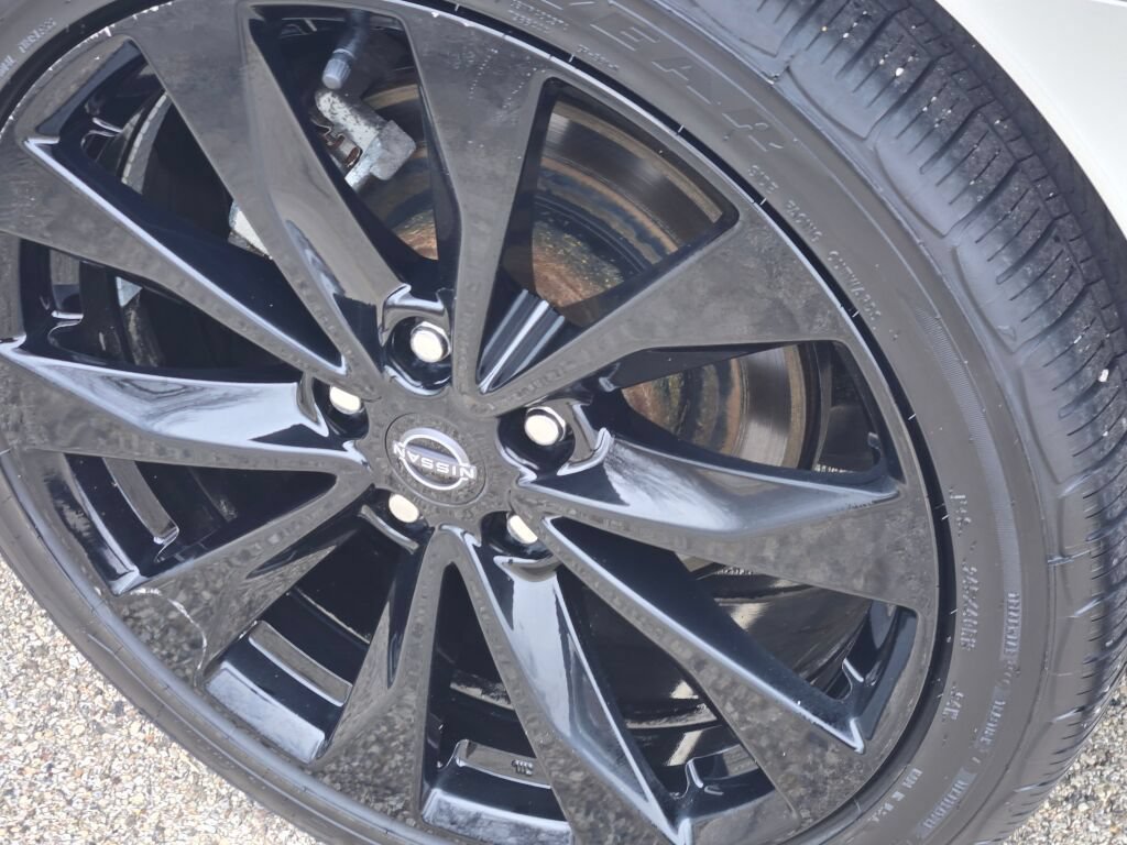 Used 2023 Nissan Maxima SR w/ Sport Mat Group FWD image 15