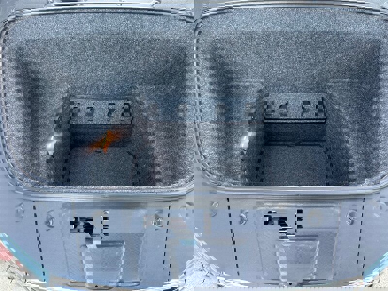 Used 2009 Audi R8 V8 w/ Enhanced Leather Pkg image 47