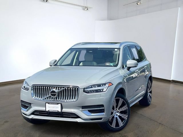 Used 2025 Volvo XC90 T8 Plus w/ Protection Package Premier AWD/4WD image 1
