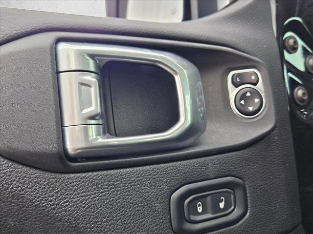 Used 2021 Jeep Gladiator Overland image 18