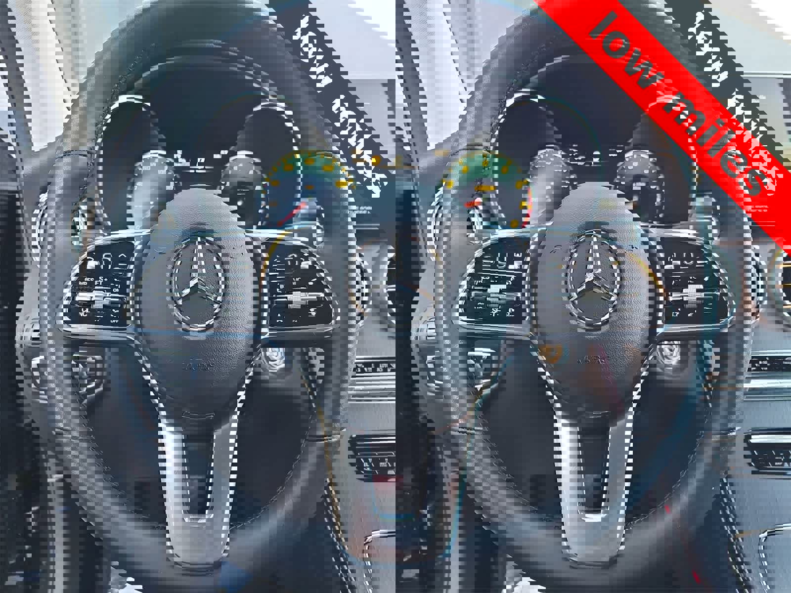 Used 2022 Mercedes-Benz GLC 300 image 19