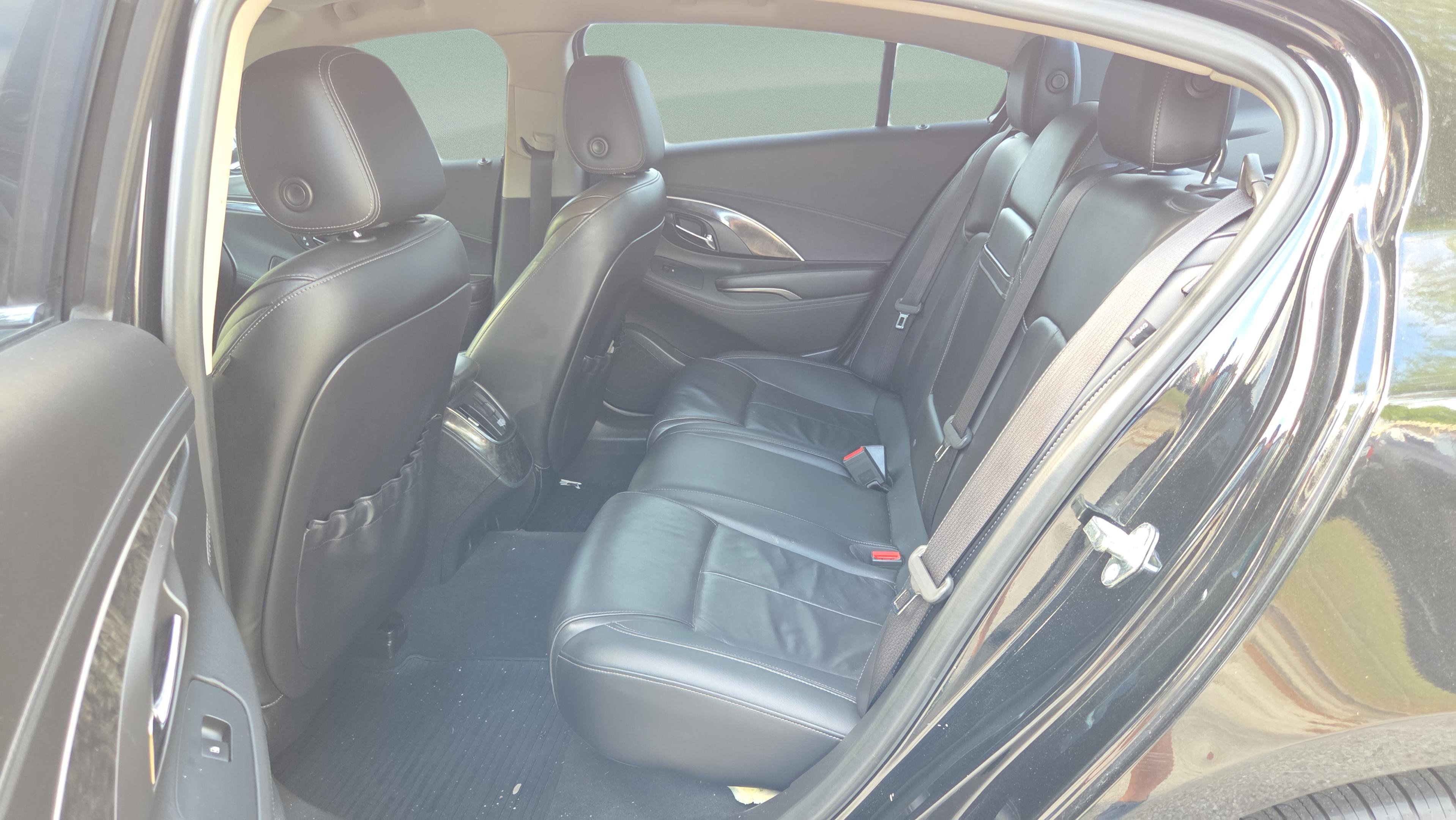 Used 2016 Buick LaCrosse Sport Touring image 11