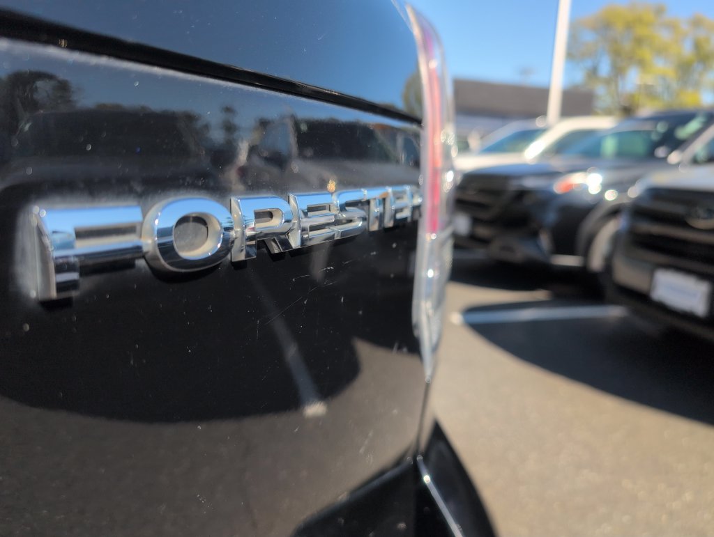Used 2018 Subaru Forester 2.5i Premium w/ All-Weather Package AWD/4WD image 42