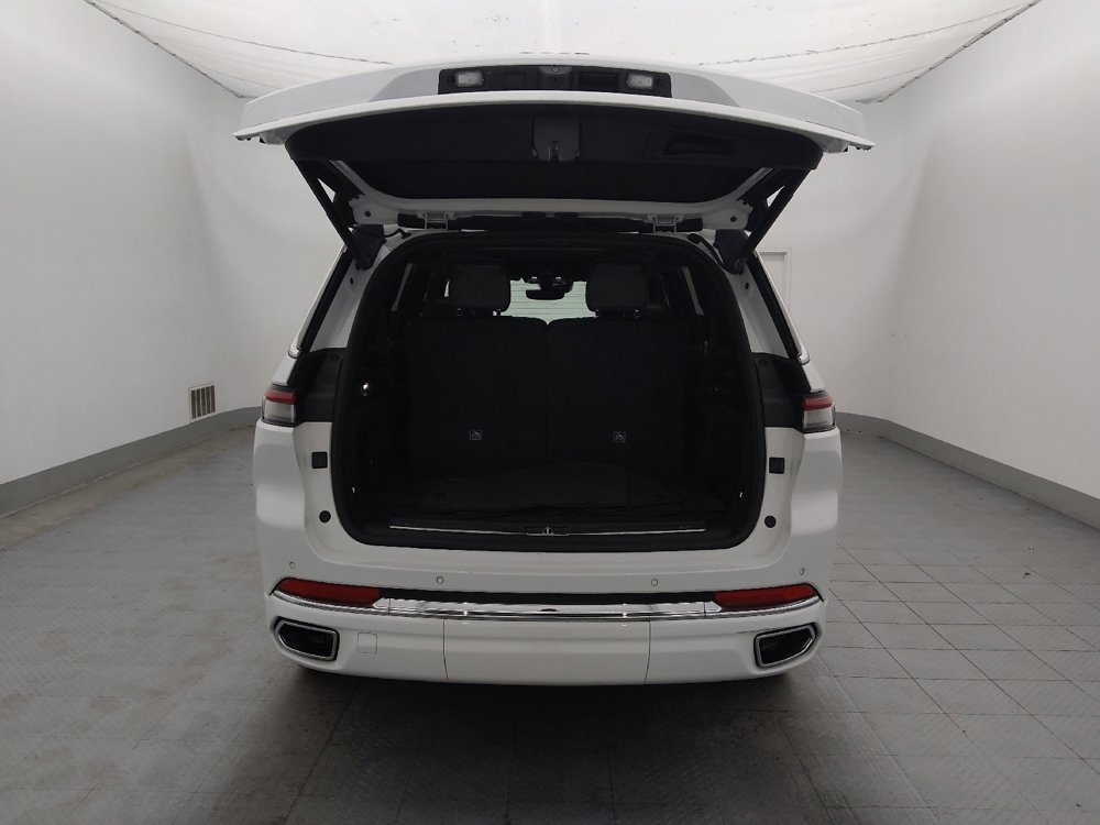 Used 2021 Jeep Grand Cherokee L Overland image 29