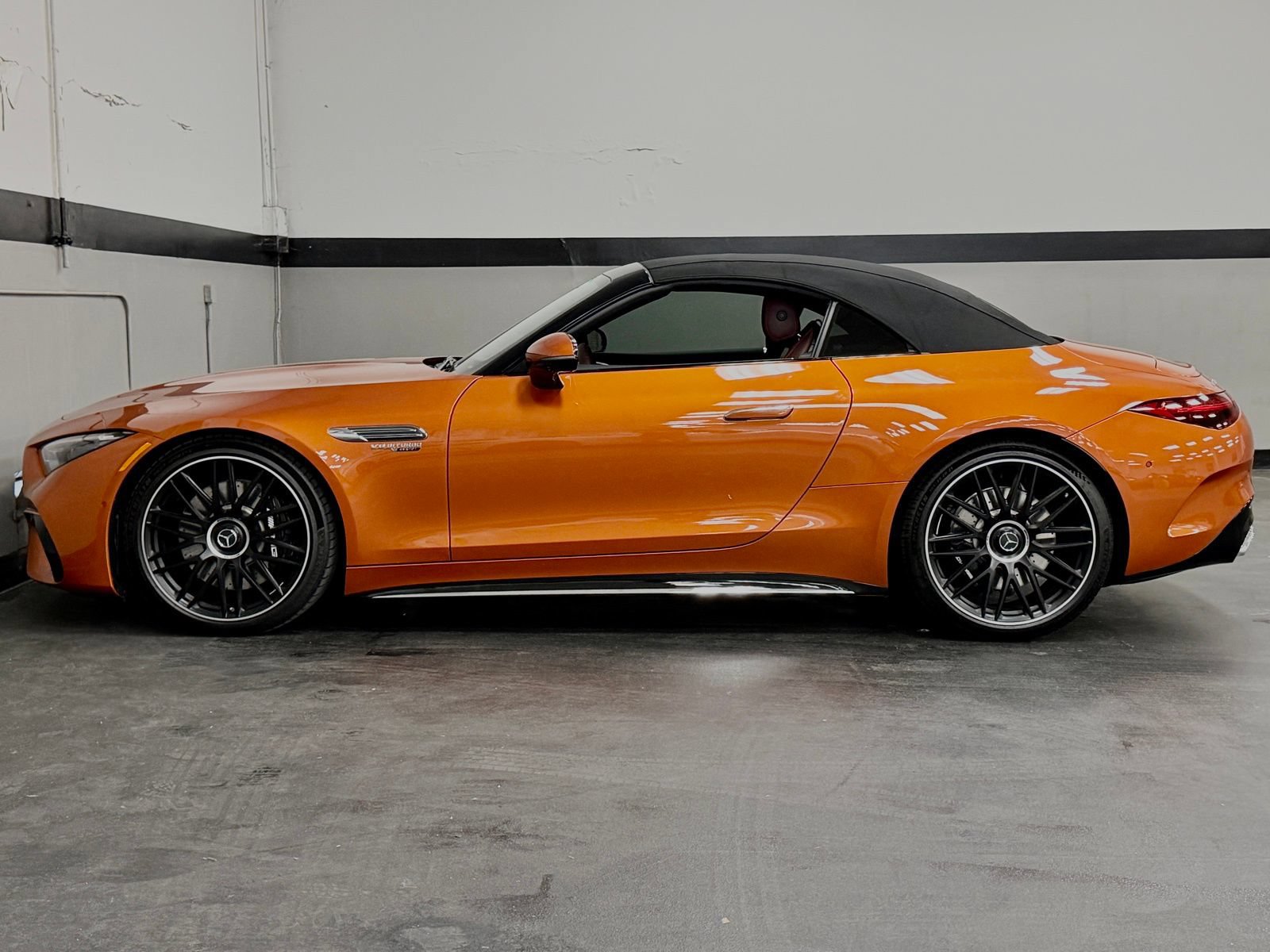Used 2024 Mercedes-Benz SL 63 AMG 4MATIC image 9