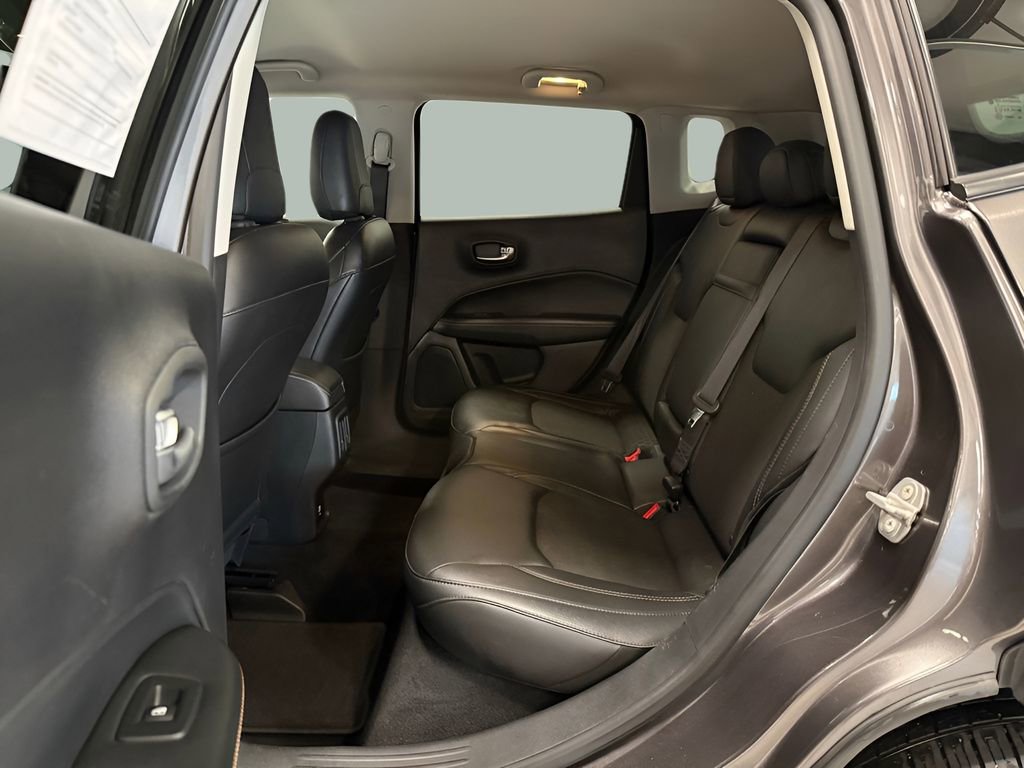 Used 2018 Jeep Compass Latitude w/ Safe & Security Group AWD/4WD image 34