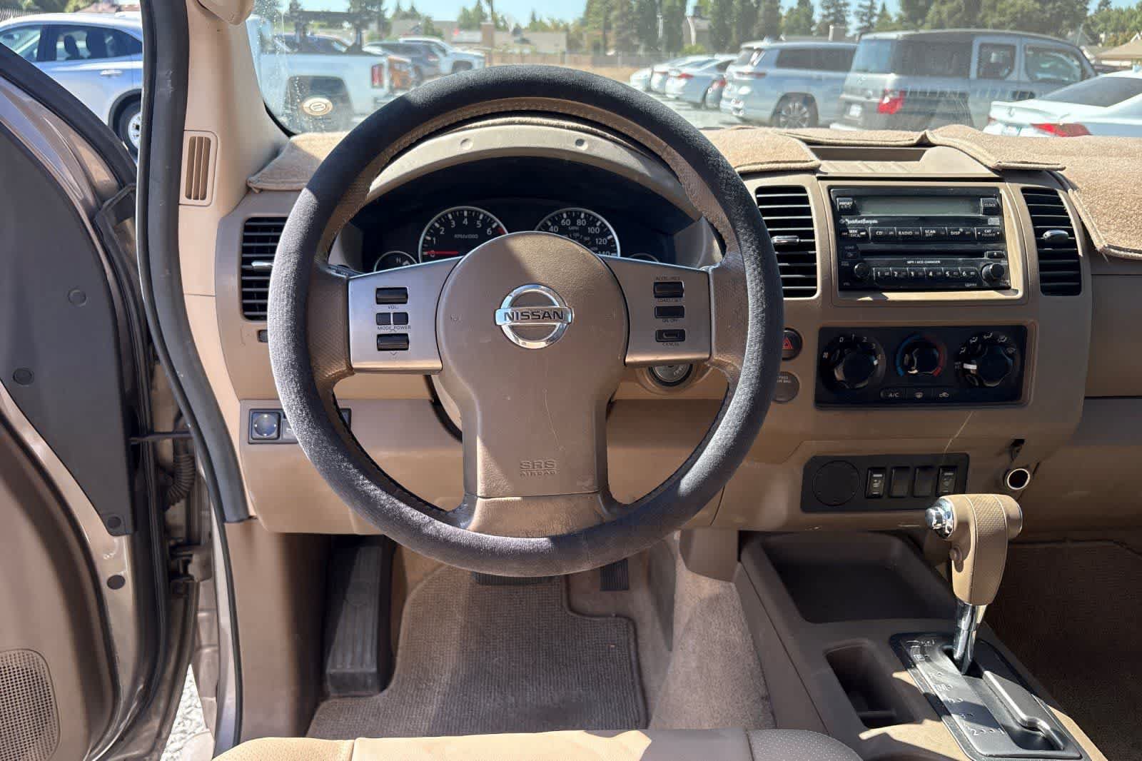 Used 2006 Nissan Frontier LE w/ (X01) Leather Pkg RWD image 16
