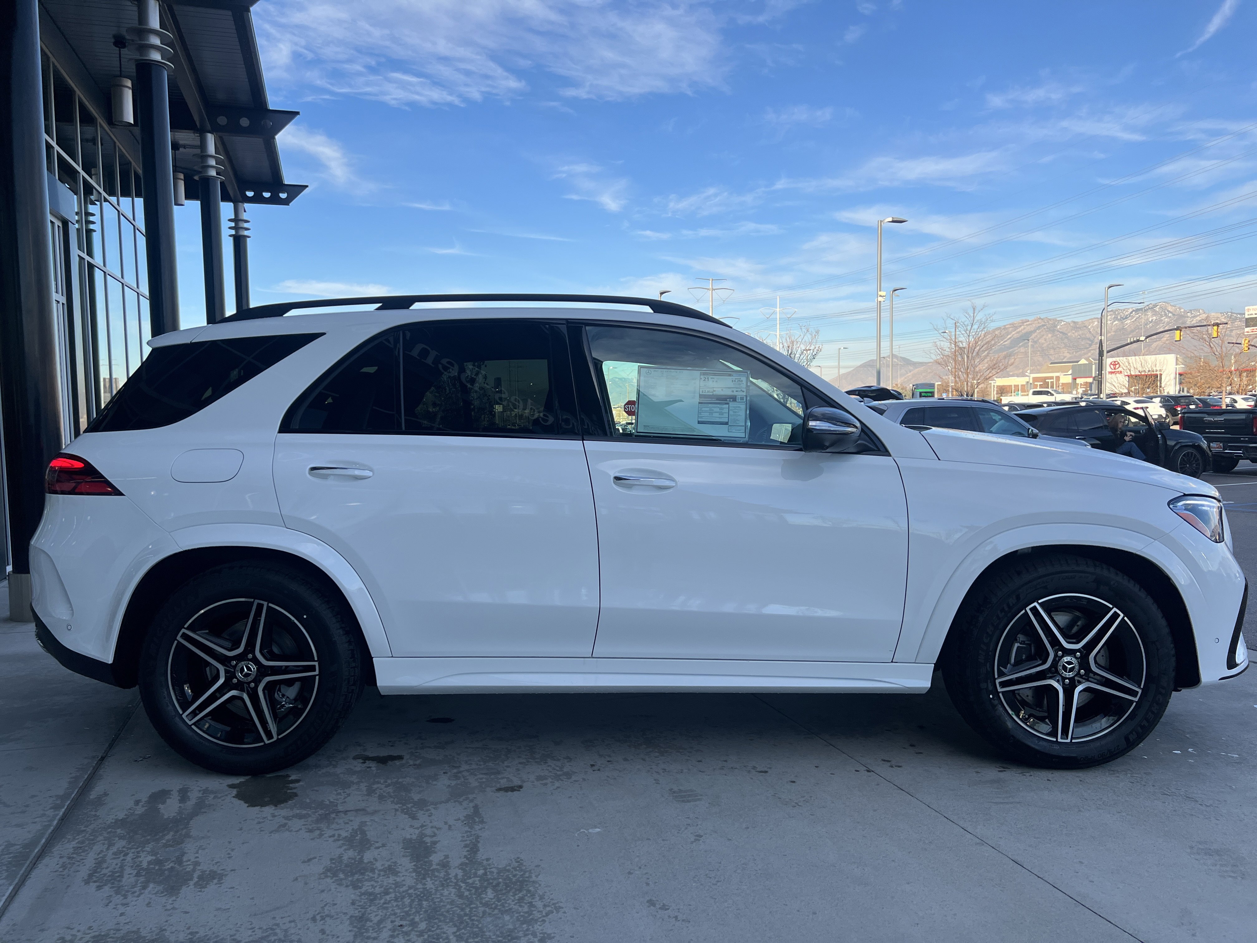 New 2026 Mercedes-Benz GLE 450 4MATIC image 4