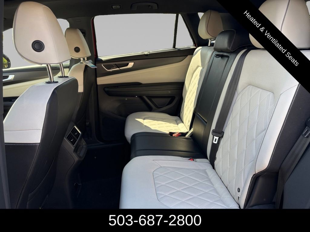 Used 2024 Volkswagen Atlas Cross Sport SEL Premium R-Line AWD/4WD image 14