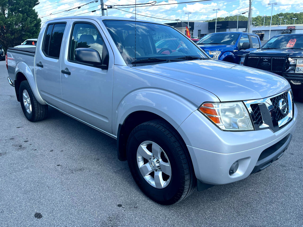 Used 2012 Nissan Frontier SV w/ SV Premium Utility Pkg image 3