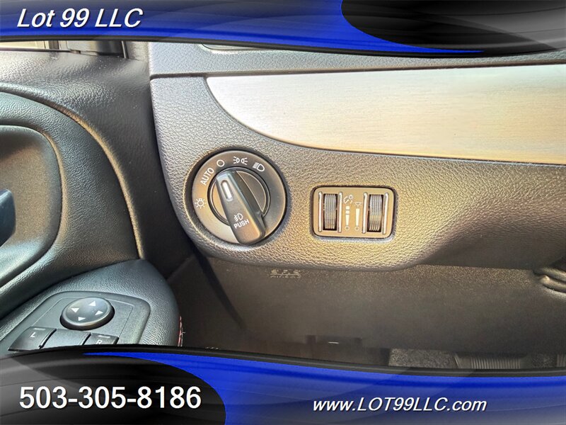 Used 2017 Dodge Grand Caravan GT FWD image 39
