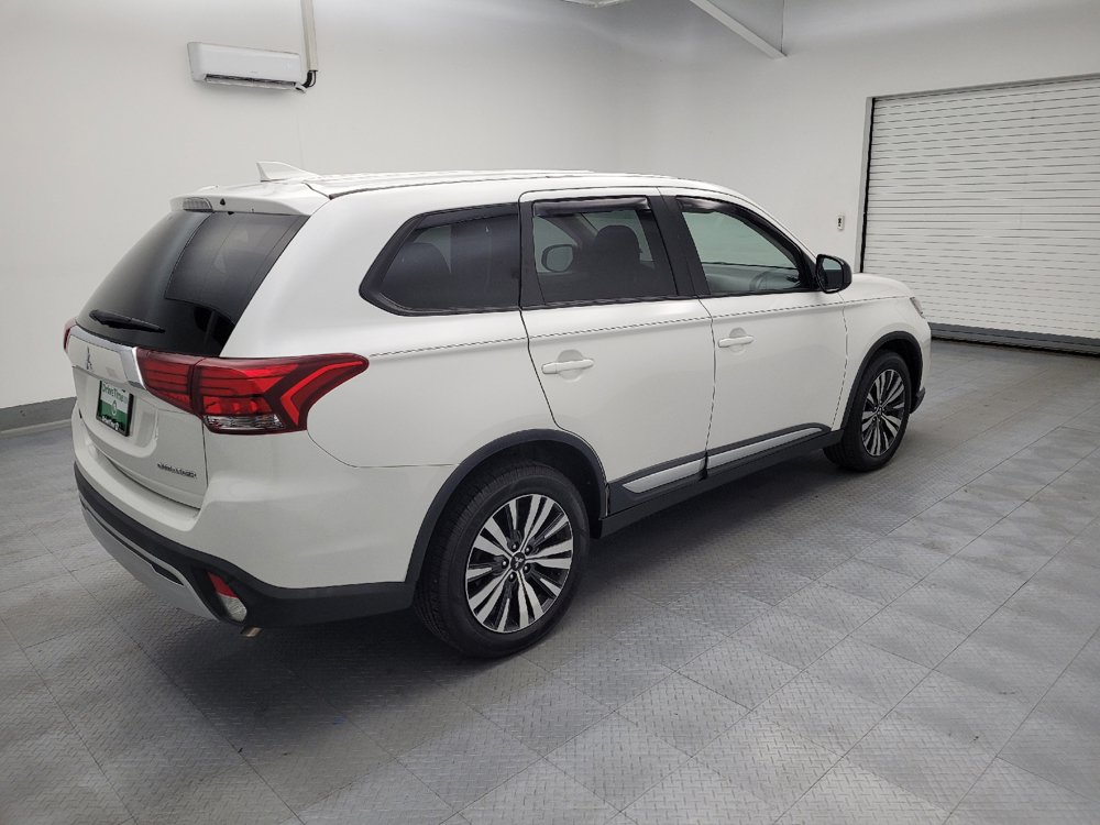 Used 2019 Mitsubishi Outlander ES AWD/4WD image 10