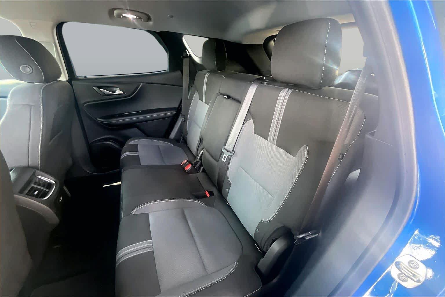 Used 2026 Chevrolet Blazer LT FWD image 21