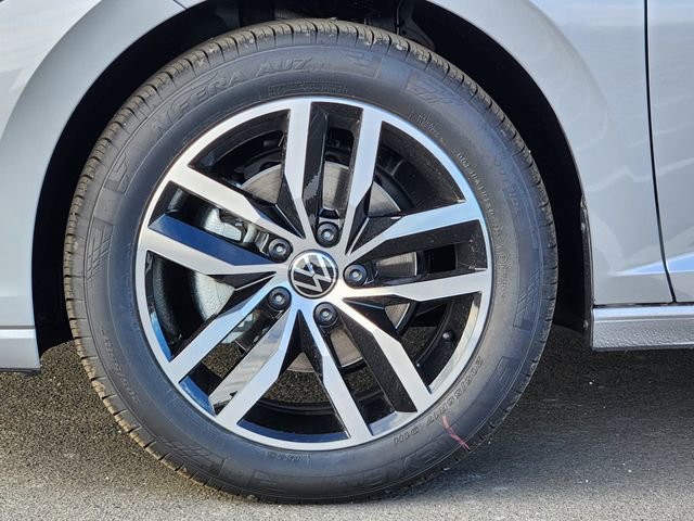 New 2026 Volkswagen Jetta SE FWD image 9