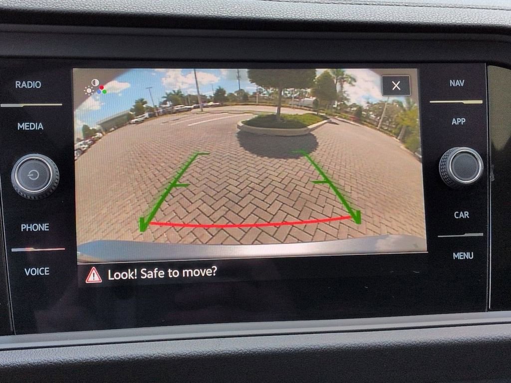 Used 2022 Volkswagen Jetta SEL image 21