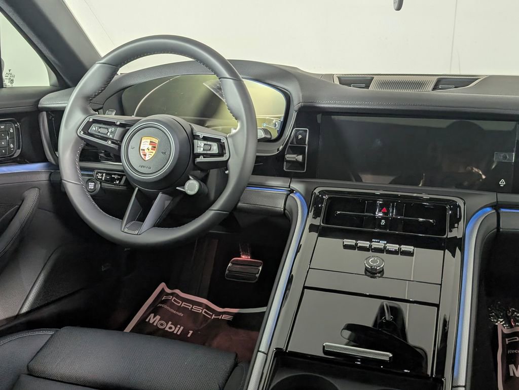 New 2026 Porsche Panamera image 21