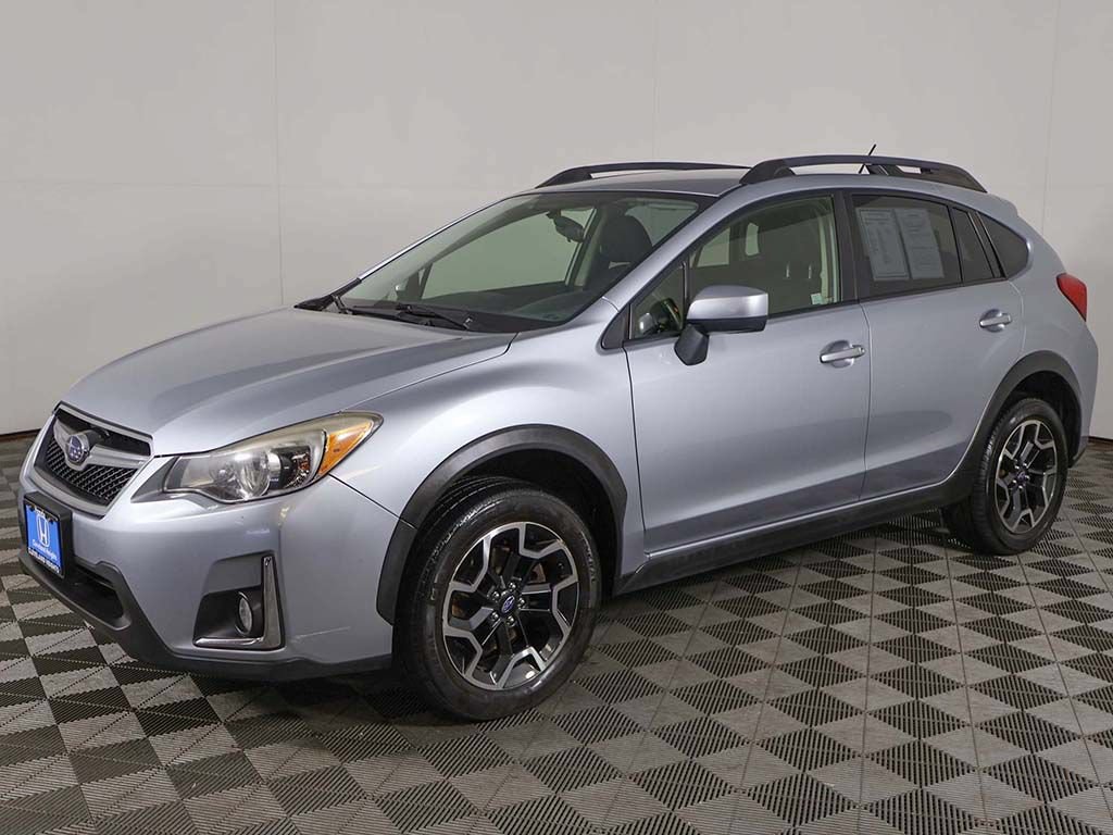 Used 2017 Subaru Crosstrek 2.0i Premium AWD/4WD image 5