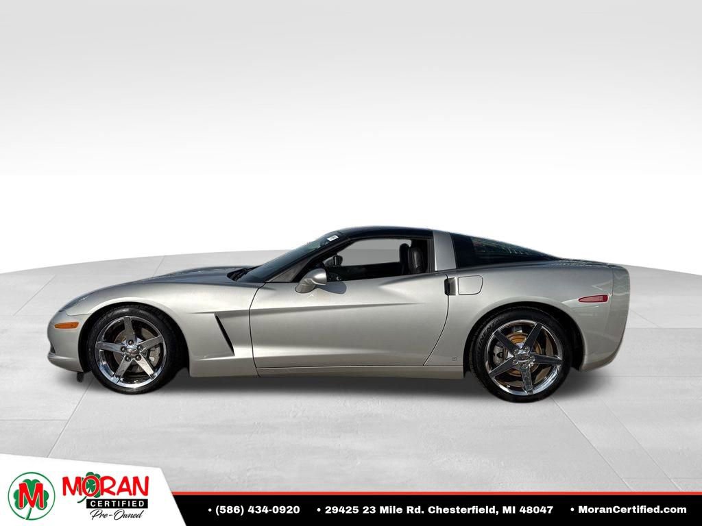 Used 2008 Chevrolet Corvette Coupe w/ Preferred Equipment Group RWD image 2