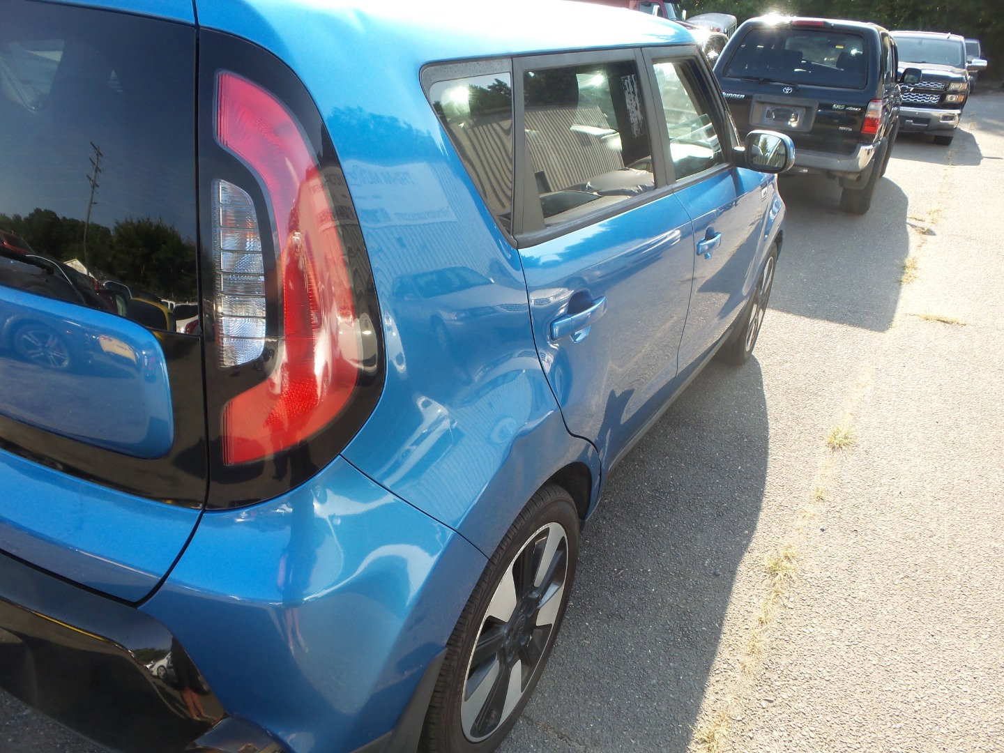 Used 2016 Kia Soul + w/ Designer's Package image 4