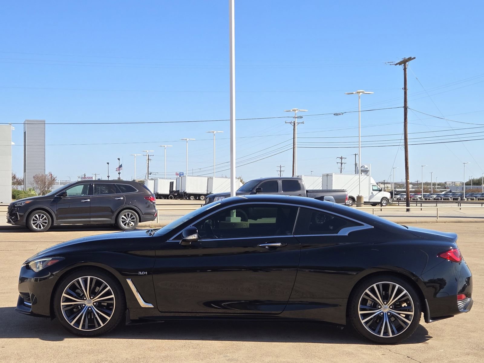 Used 2019 INFINITI Q60 3.0t Luxe w/ Essential Package image 8
