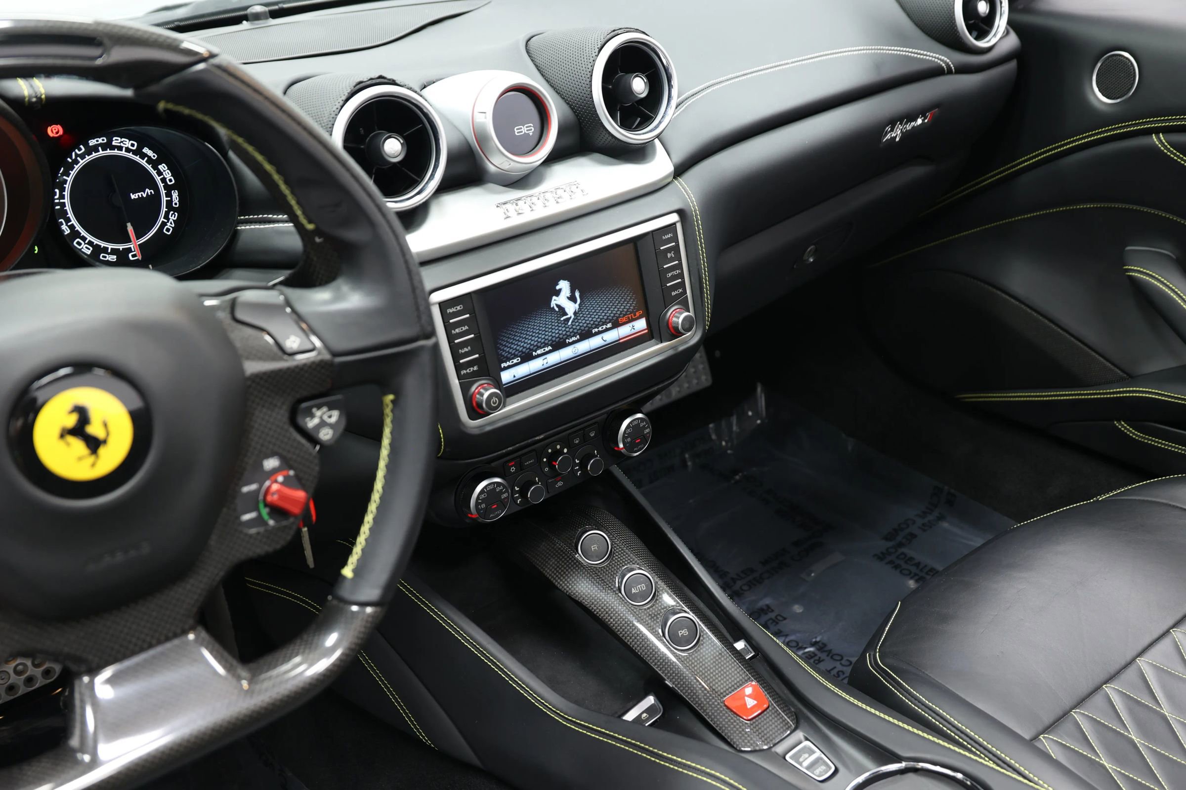 Used 2015 Ferrari California T image 46