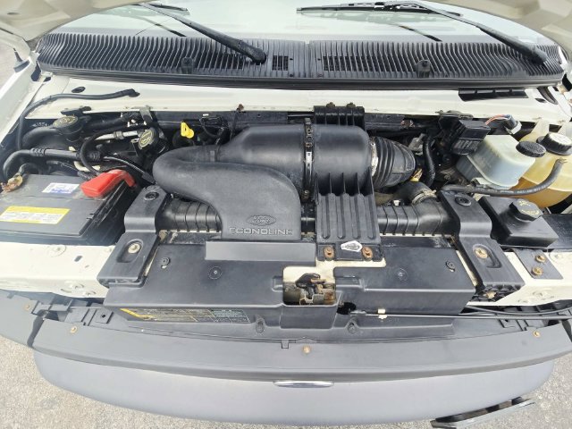 Used 2006 Ford E-150 and Econoline 150 RWD image 15